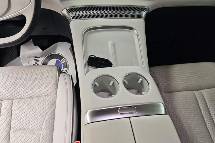 Used XPeng X9 2024 702 Ultra-Long Range Pro