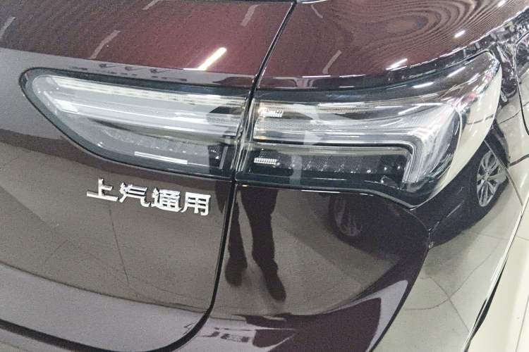 Used Buick Envision 2020 Encore S 652T All-Wheel-Drive Avenir