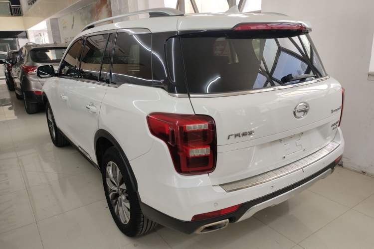 Used GAC Trumpchi GS8 2017 320T Two-Wheel Drive Luxury Smart Connectivity Version (7 Seats)