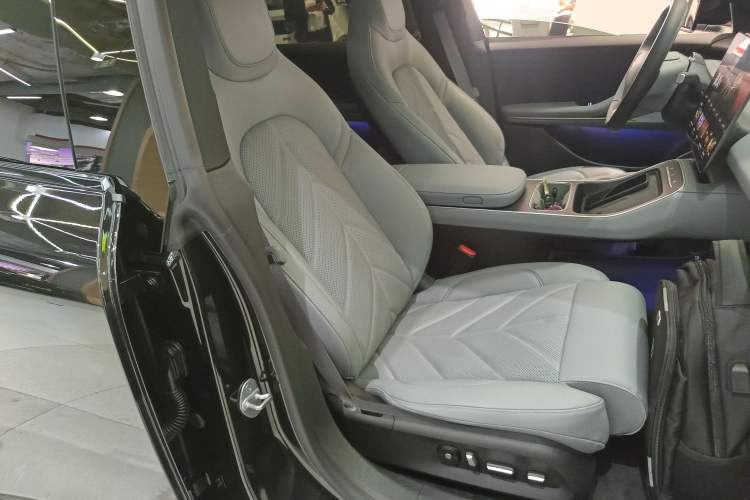 Used Nio ET5T 2025 75 kWh Touring
