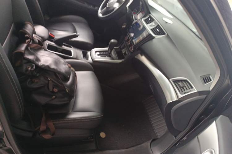 Used Nissan Sylphy 2022 Classic 1.6XE CVT Comfort Edition Right Front Seat