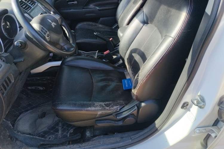 Used Mitsubishi ASX 2013 1.6L Manual Two-Wheel Drive Standard Edition