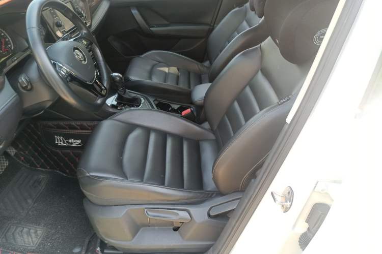 Used Volkswagen Tharu 2020 280TSI Two-Wheel Drive Comfort Edition China VI Standard