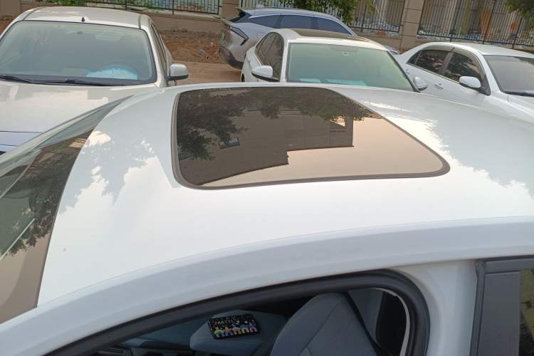 Used Volkswagen Lavida 2024 1.5L Automatic Starry Sky 5 Million Edition Roof