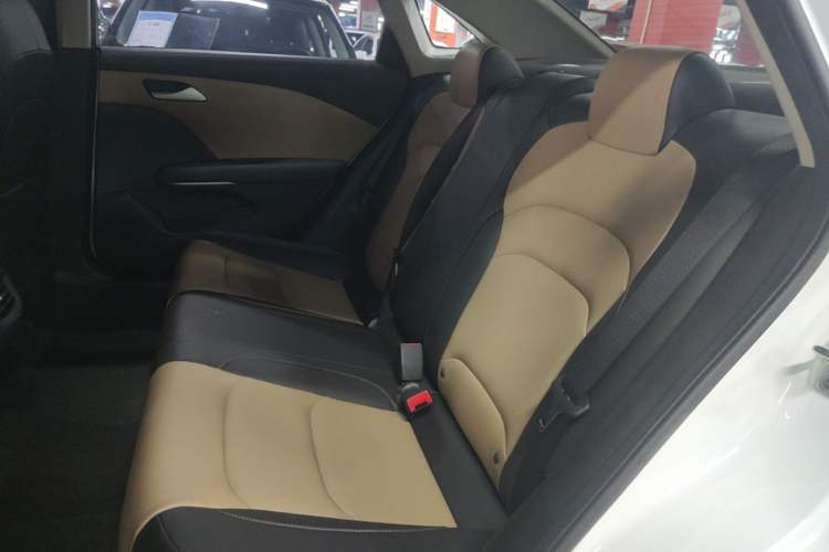 Used Chevrolet Monza 2021 320 Automatic Enjoyment Sunroof Edition Left Rear Seat