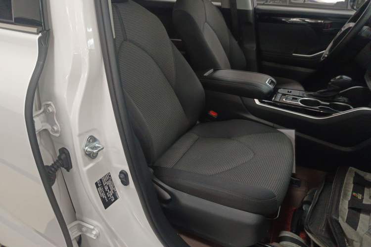 Used Toyota Highlander 2024 2.5L Smart Electric Hybrid Dual-Motor Two-Wheel-Drive Elite Edition 5 Seats Right Front Seat