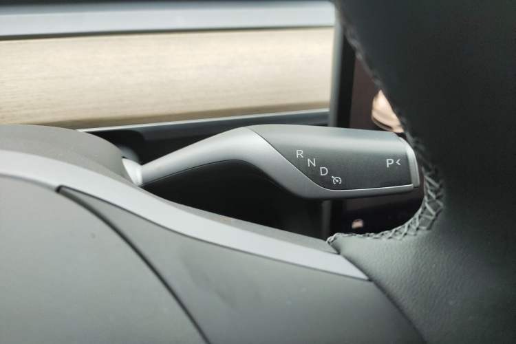 Used Tesla Model Y 2022 Rear-Wheel-Drive Version
