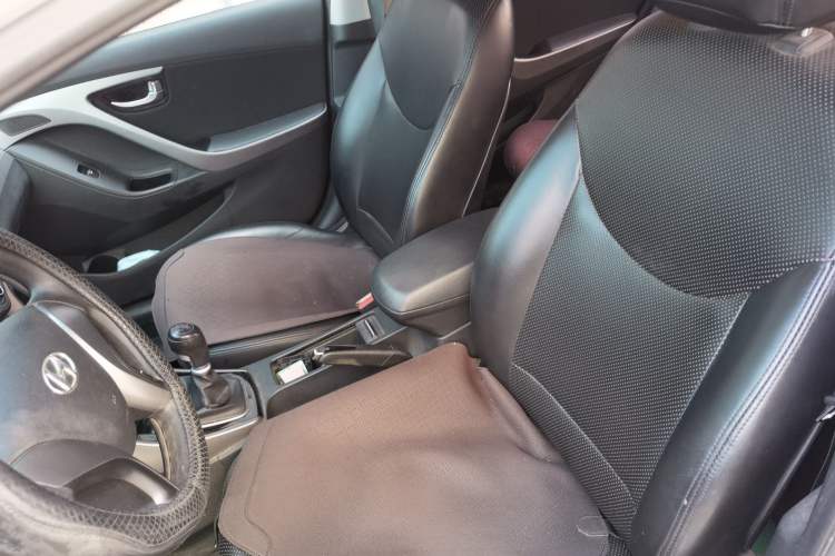Used Hyundai Elantra (5th Generation / Langdong) 2016 1.6L Manual Luxury Model Left Front Seat