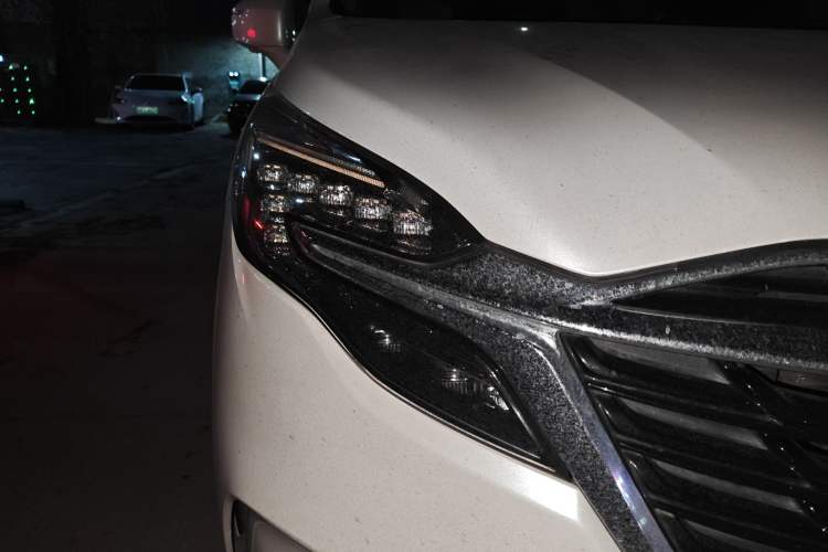 Used Buick GL8 2020 ES Land Cruiser 653T Luxury Model
