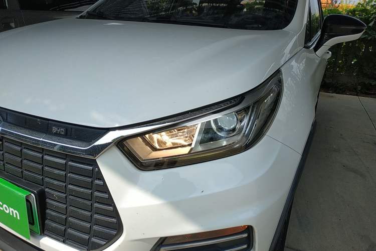 Used BYD Yuan New Energy 2018 EV360 Smart Connect Cool Edition