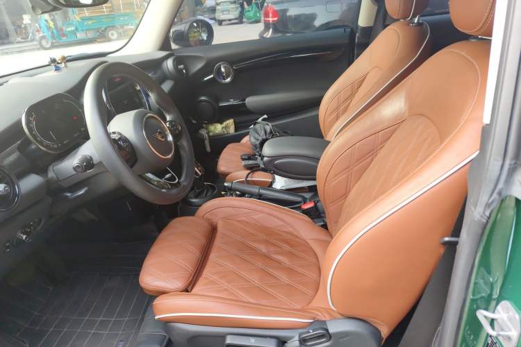 Used MINI 2021 1.5T COOPER Artist
