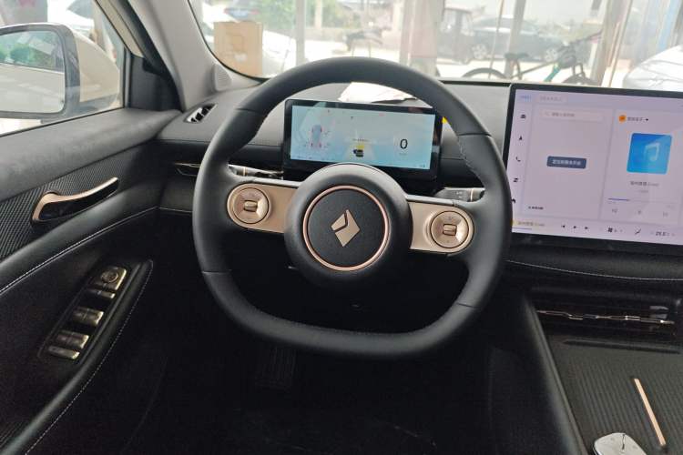 Used Baojun Yunhai 2024 140km Plug-in Hybrid Version Steering Wheel