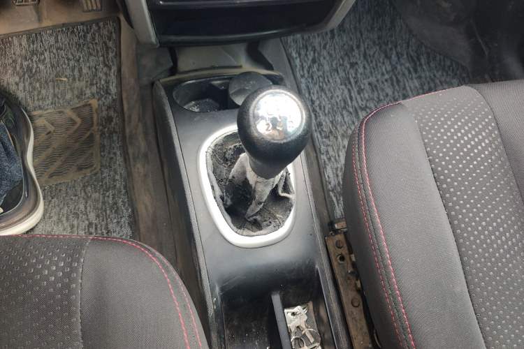 Used CHANGAN CX20 2014 1.4L Manual Sport Version China IV Standard