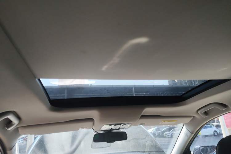 Used GAC Trumpchi GS8 2017 320T Two-Wheel Drive Luxury Smart Connectivity Version (7 Seats)