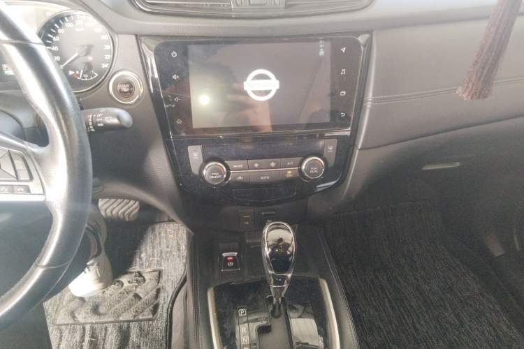 Used Nissan X-Trail 2019 2.0L CVT Smart Connect Comfort Edition 2WD