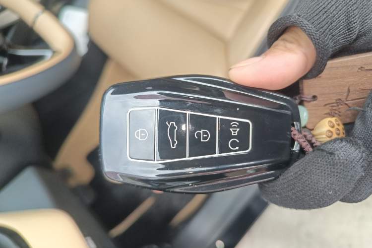 Used Geely Auto FX11 2023 2.0TD DCT Flagship Version