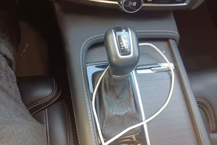 Used Volvo V90 2017 Cross Country T5 AWD Prestige Edition
