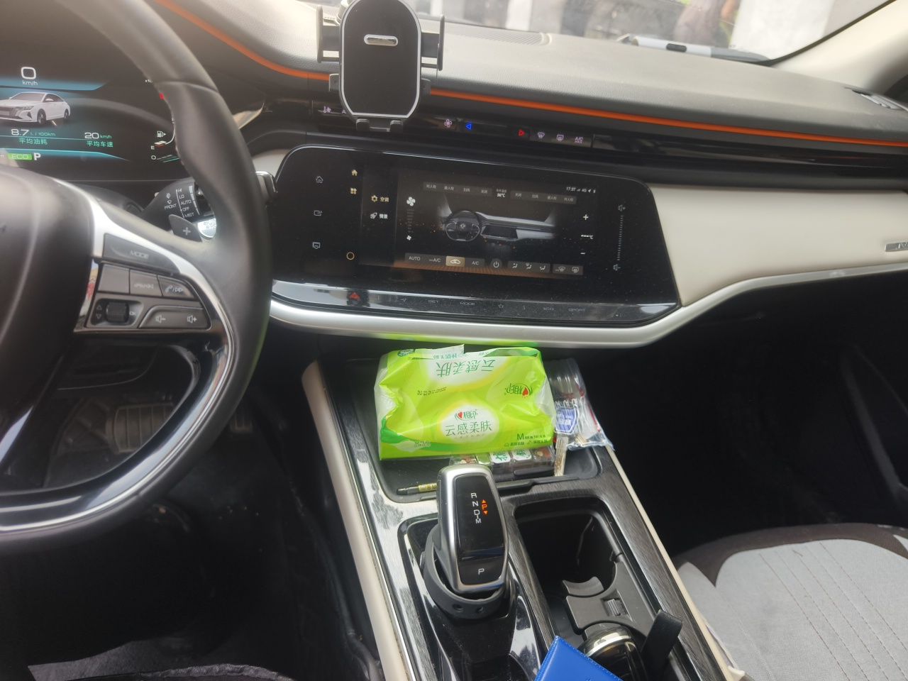 Dongfeng Aeolus Yixuan MAX 2021 1.5T Super Cool Trendy Dad Edition — снимка 13