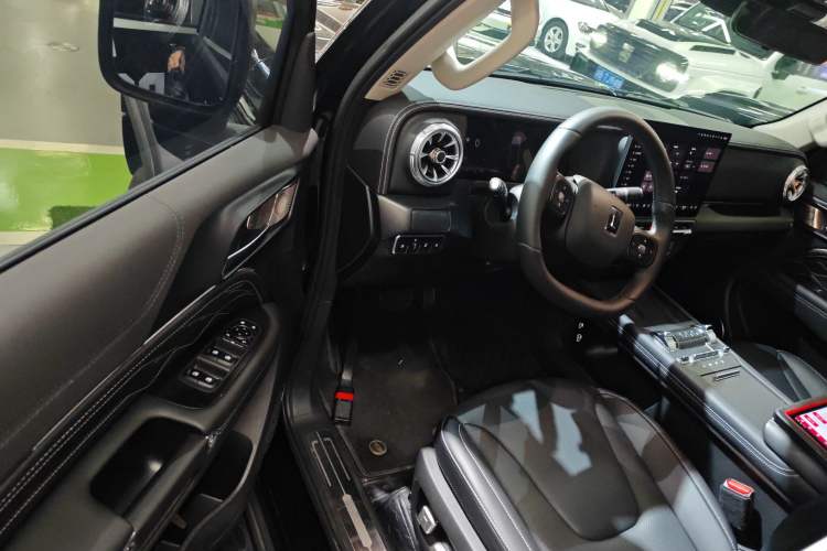 Used Tank 300 New Energy 2025 Hi4-T Driver Seat