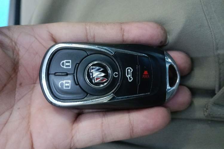 Used Buick GL8 2023 ES Lu Zun Comfort Model