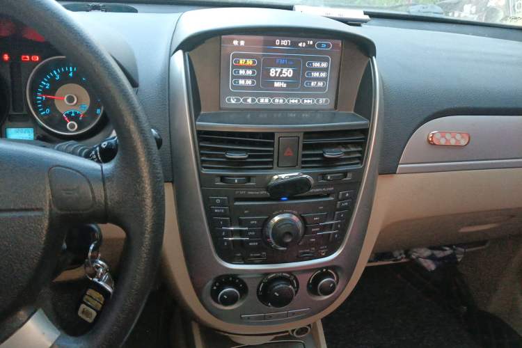 Used Buick Excelle 2013 1.5L Manual Classic Model
