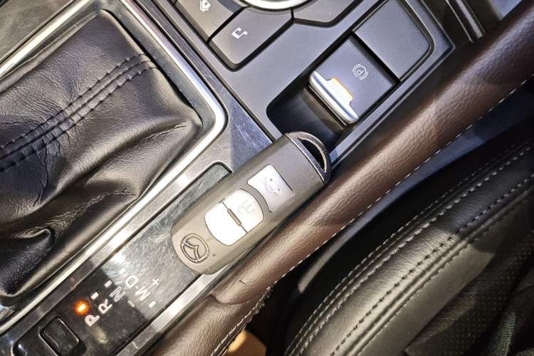 Used Mazda Atenza 2017 2.5L Blue Sky Prestige Edition Vehicle Key