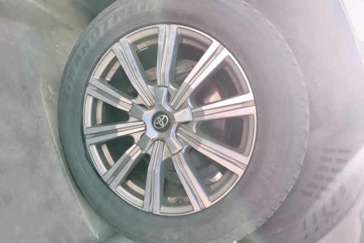 Used Toyota Land Cruiser 