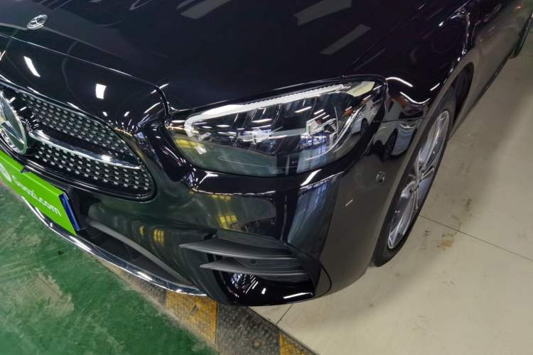 Used Mercedes-Benz E-Class 2022 Revised Version E 300 L Sporty and Stylish Edition
