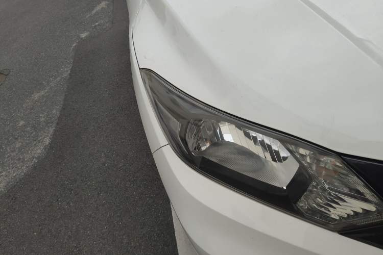 Used Honda Vezel 2015 1.8L CVT 2WD Elite Model
