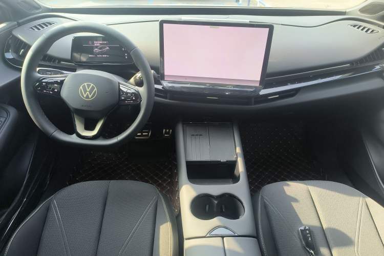 Used Volkswagen ID.UNYX 2024 Pro Long-Range Version Center Console