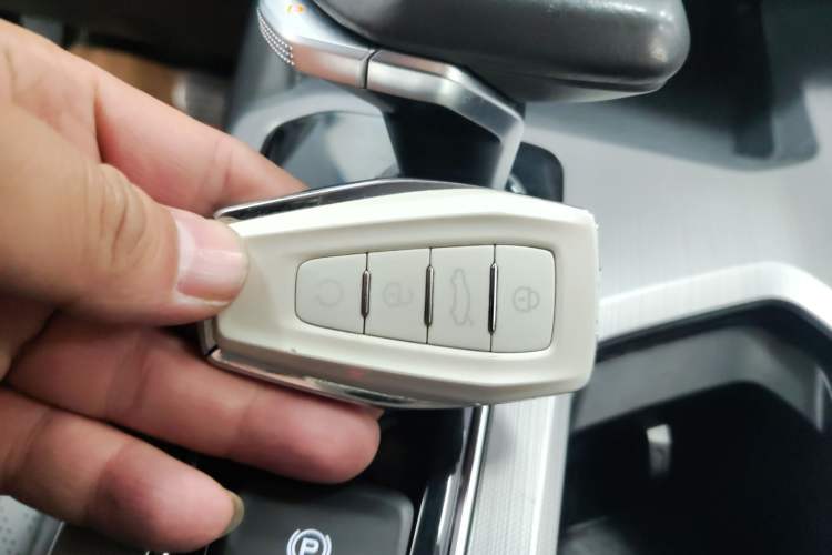 Used Geely Auto Preface 2021 2.0TD Luxury Version Vehicle Key