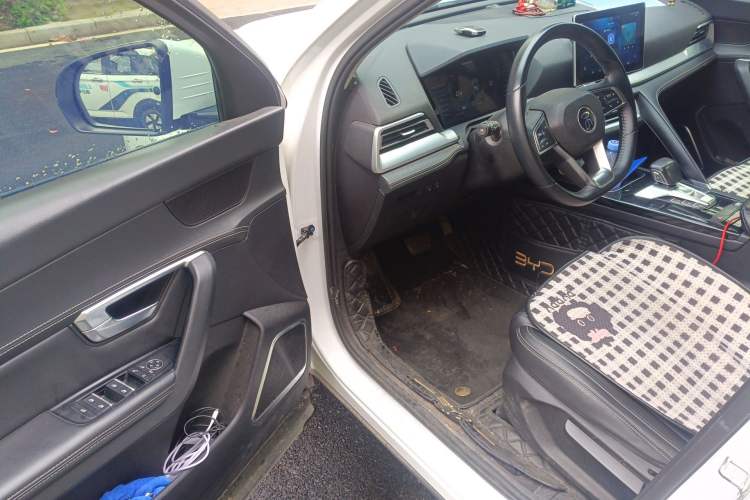 Used BYD Song Pro 2019 1.5T Automatic Elite Edition Driver Seat