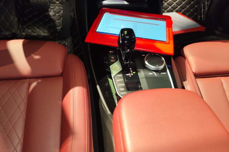 Used BMW X3 2022 xDrive30i Luxury Model M Night Sky Package Gear Lever