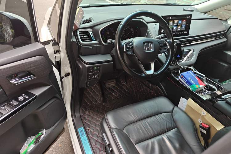 Used Honda Elysion 2022 2.0L eHEV Luxury First Edition
