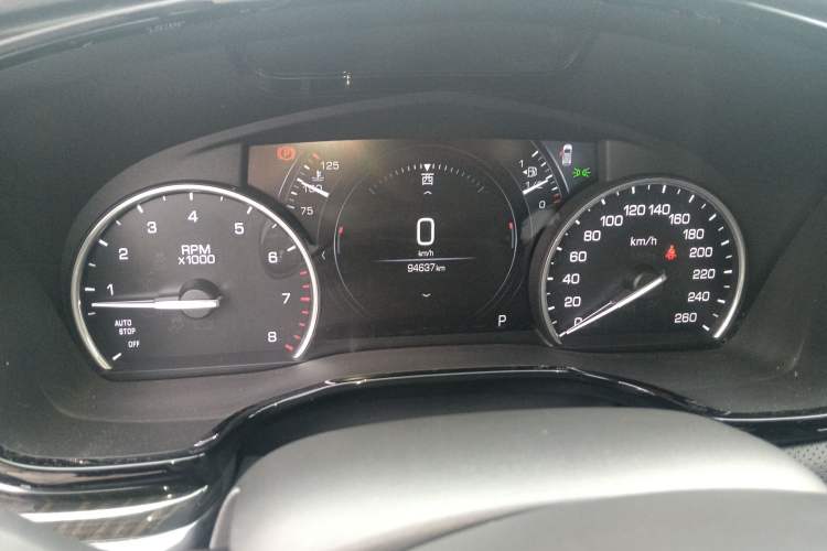 Used Cadillac XT5 2018 25T Luxury Model