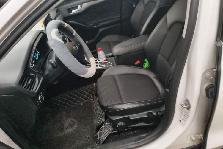 Used Ford Focus 2019 Sedan EcoBoost 180 Automatic Trend Edition
