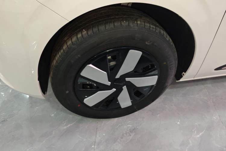 Used Dongfeng NAMMI 01 2024 New Edition 330 Air
