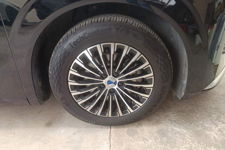 Used Denza D9 2024 DM-i 980 Four-Wheel Drive Flagship Model