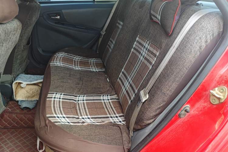 Used Geely Auto Diamond 2013 1.5L Manual Entry-Level Model