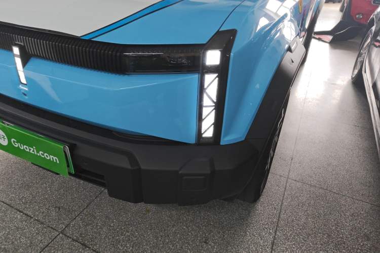 Used iCAR 03 2024 472km Four-Wheel Drive Long-Range Version Left Front Headlight