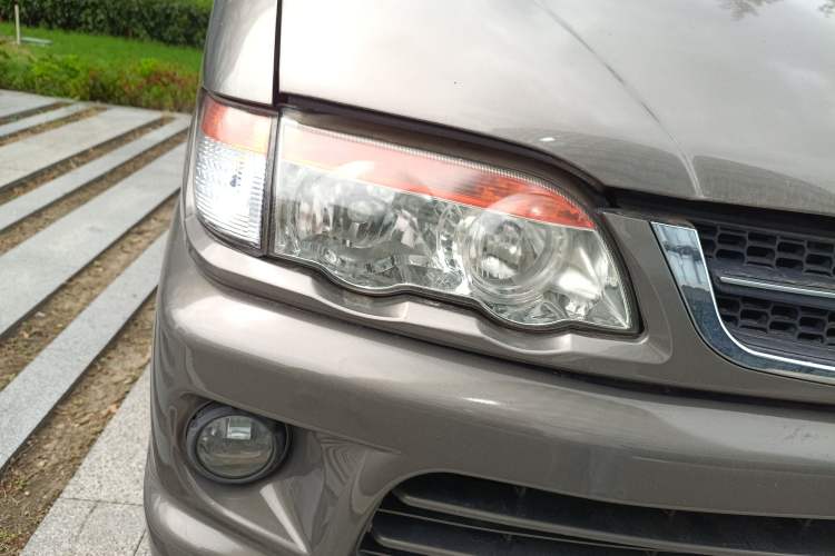 Used FORTHING Lingzhi 2014 V3 1.5L 5-seat Standard Model I