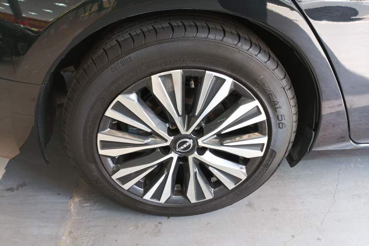 Used Nissan Teana 2022 2.0L XL-TLS Enjoyment Edition Exterior 5