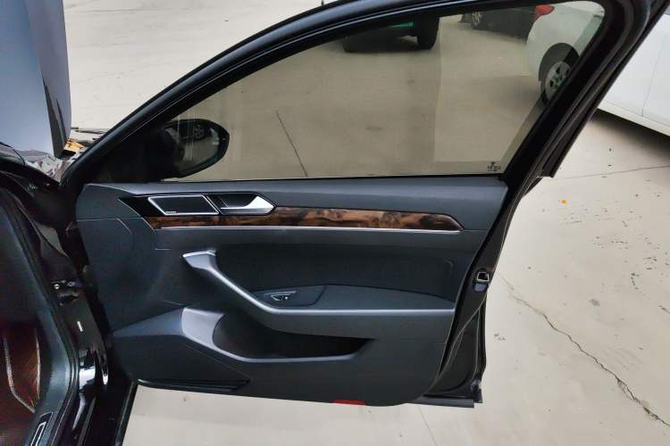 Used Volkswagen Magotan 2019 330TSI DSG Luxury Version China VI Standard