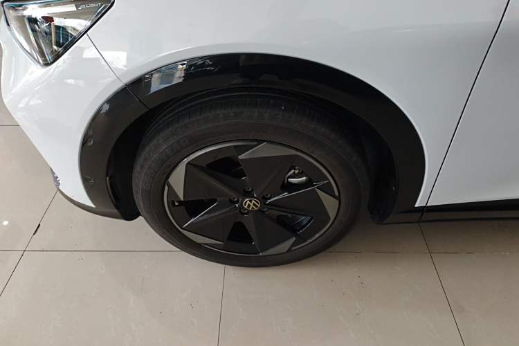 Used Volkswagen ID.UNYX 2024 Pro Long-Range Version