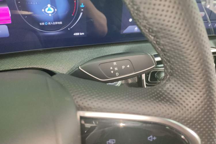 Used Chery Tiggo 9 2023 Facelift 2.0T Dual-Clutch Two-Wheel Drive Luxury Edition 5 Seats