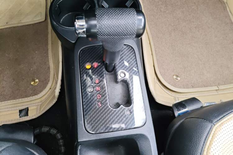 Used Volkswagen Beetle 2008 2.0 AT Standard Edition Gear Lever