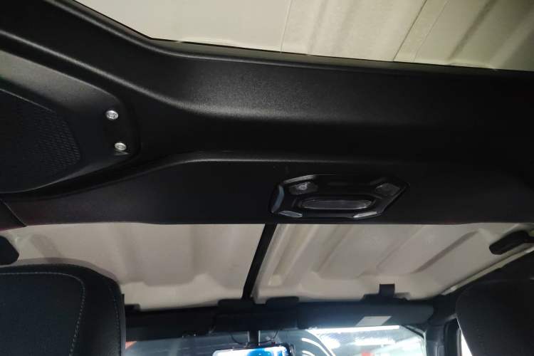 Used Jeep Wrangler 2021 2.0T Robin Hood Four-Door Edition