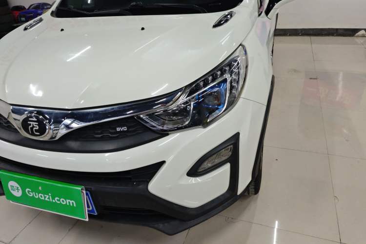 Used BYD Yuan 2016 1.5L Manual Luxury Version
