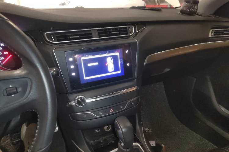 Used Peugeot 408 2015 1.2T Automatic Luxury Edition Audio And AC Panel