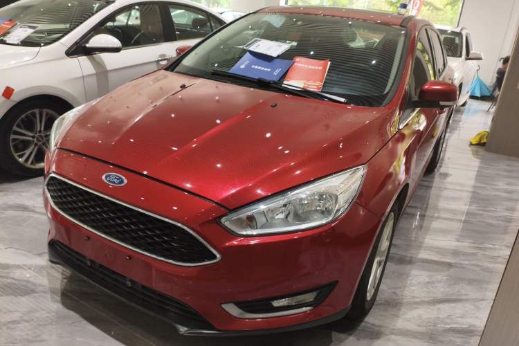 Used Ford Focus 2018 Hatchback Classic EcoBoost 180 Automatic Elite Model